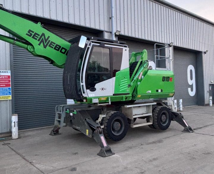 Sennebogen 818E - Material Handlers