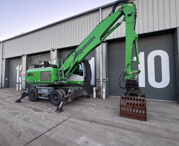 Sennebogen 821M - Material Handlers