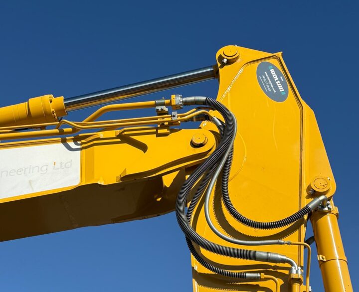 Kobelco SK300LC-11 - Crawler Excavators