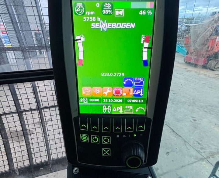 Sennebogen 818E - Material Handlers