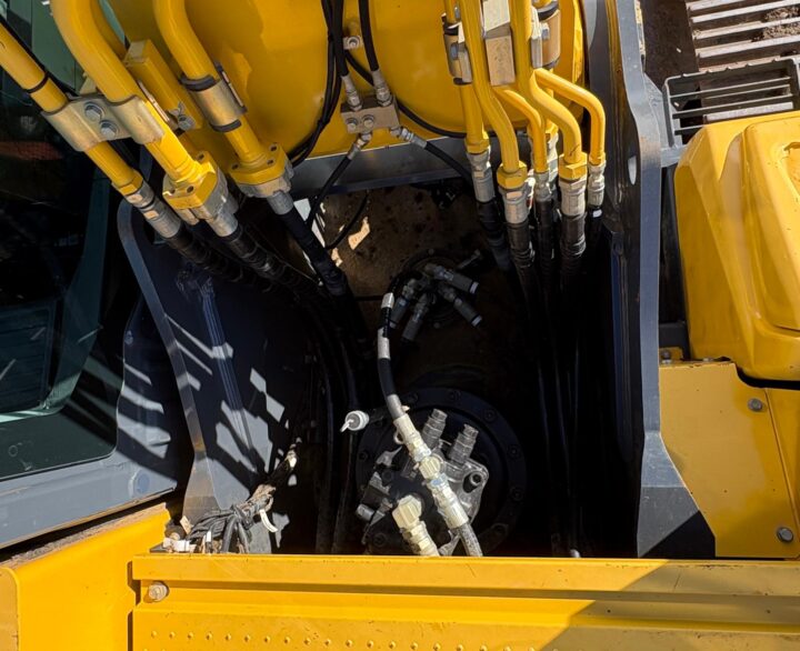 Kobelco SK300LC-11 - Crawler Excavators