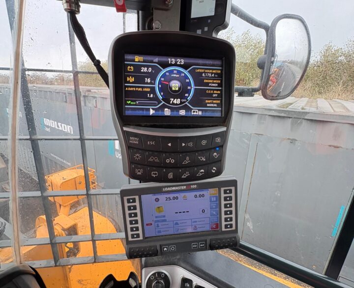Hyundai HL960AHDXT - Used Wheel Loaders
