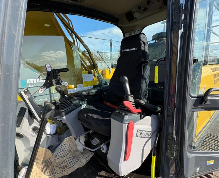 Kobelco SK300LC-11 - Crawler Excavators