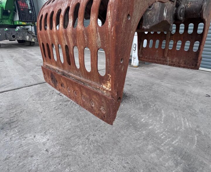 Sennebogen 821M - Material Handlers