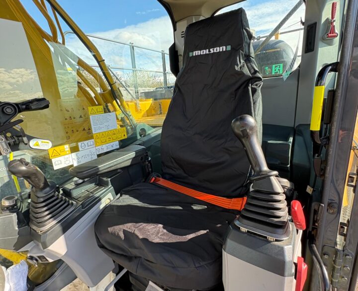 Kobelco SK300LC-11 - Crawler Excavators