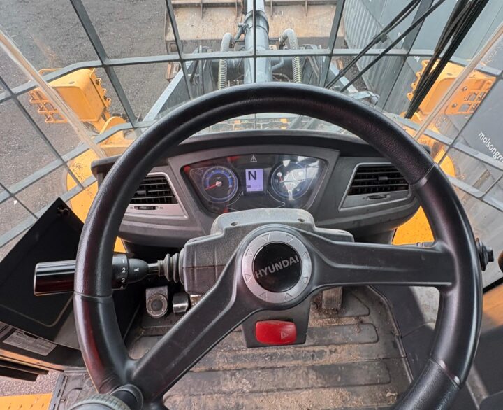 Hyundai HL960AHDXT - Used Wheel Loaders
