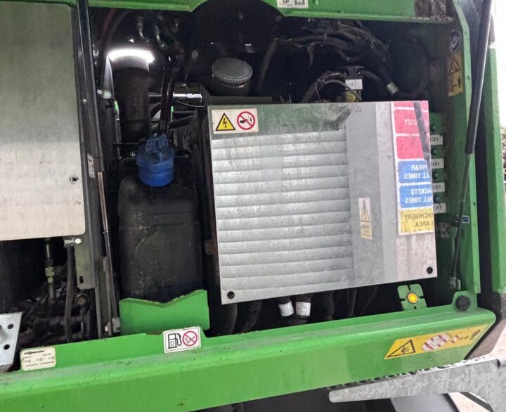 Sennebogen 818E - Material Handlers