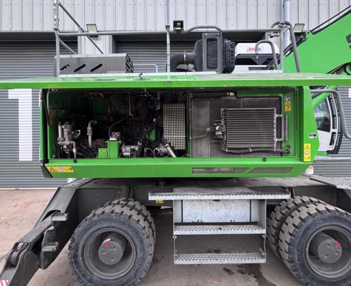 Sennebogen 818E - Material Handlers