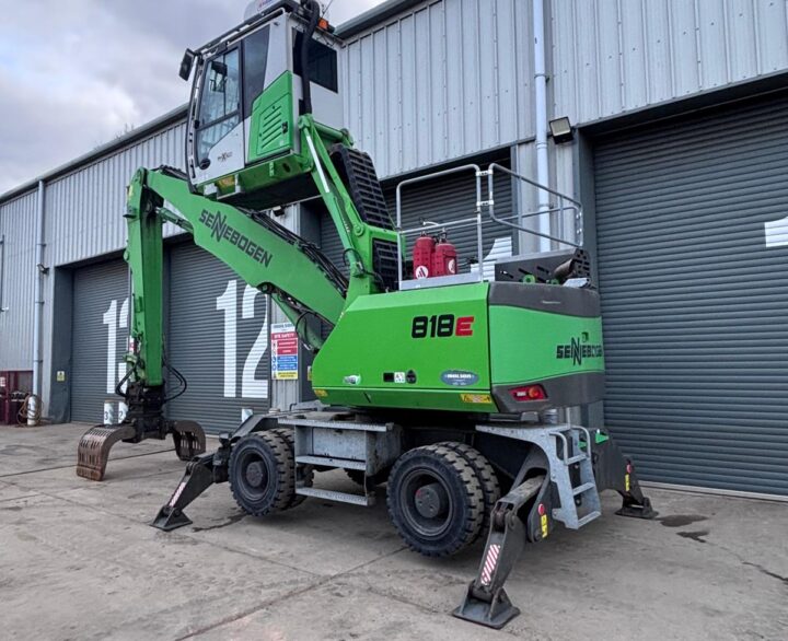 Sennebogen 818E - Material Handlers