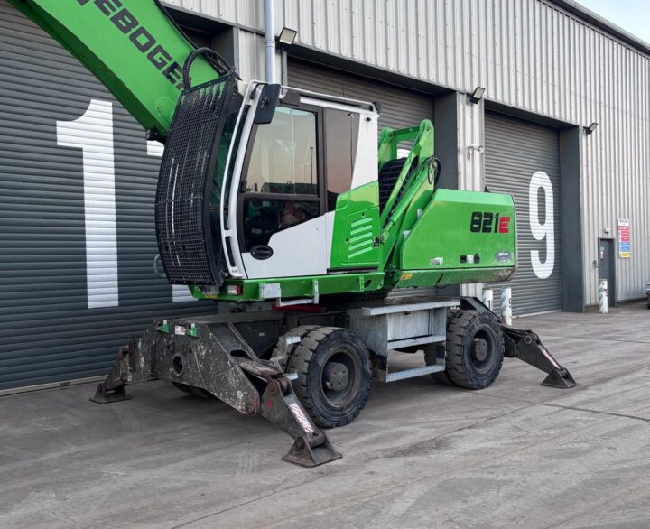 Sennebogen 821M - Material Handlers