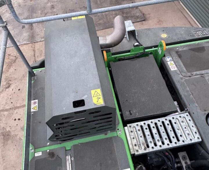 Sennebogen 818E - Material Handlers