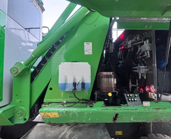 Sennebogen 821M - Material Handlers