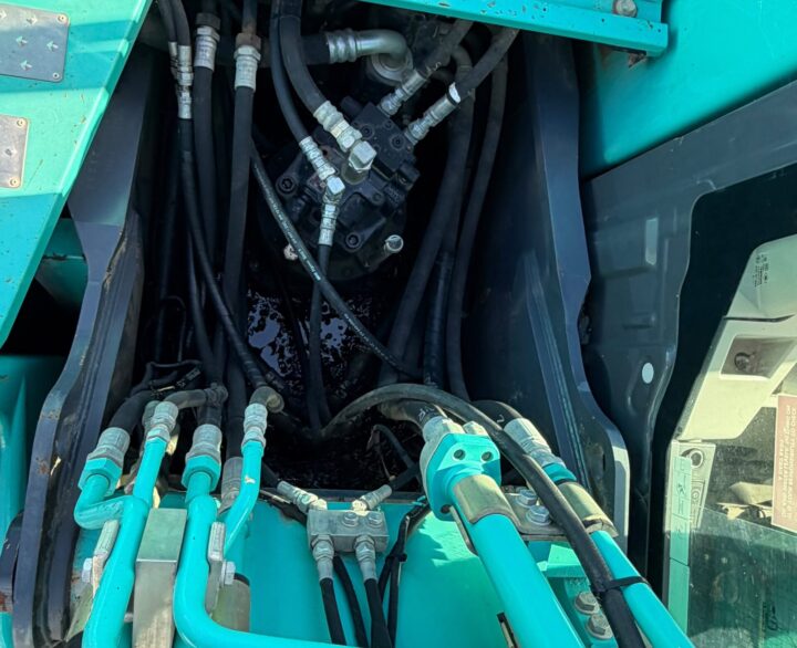 Kobelco SK210LC-10 - Crawler Excavators