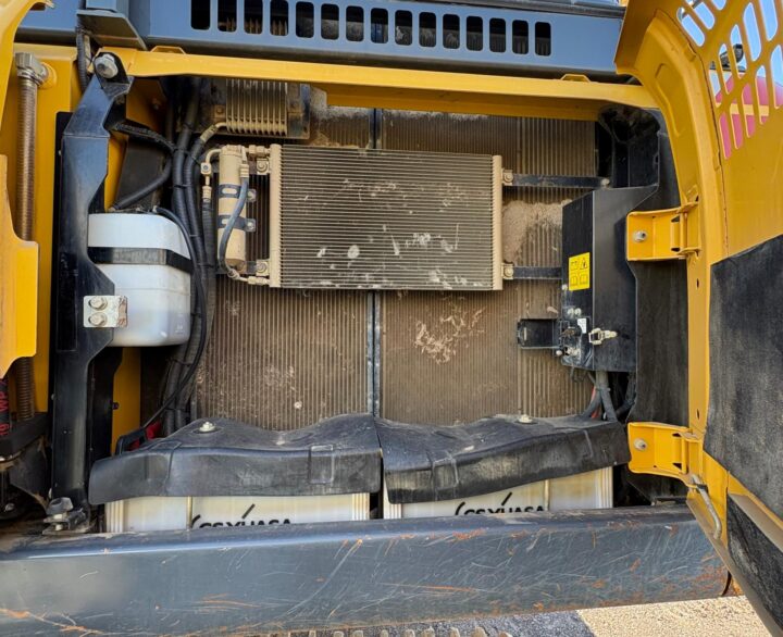 Kobelco SK300LC-11 - Crawler Excavators
