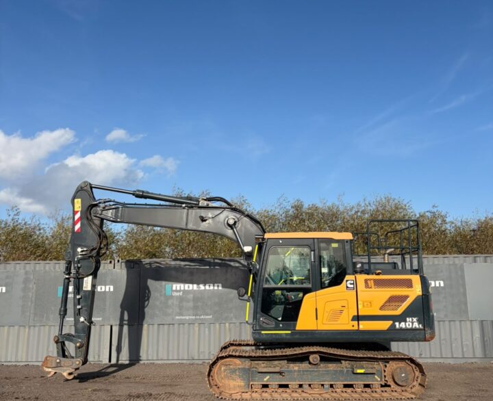 Hyundai HX140L - Crawler Excavators