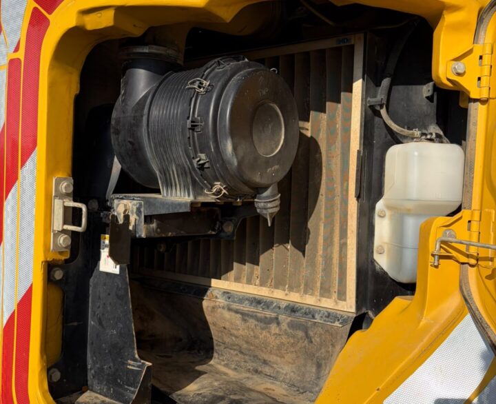 Kobelco SK140SRLC-7 - Crawler Excavators