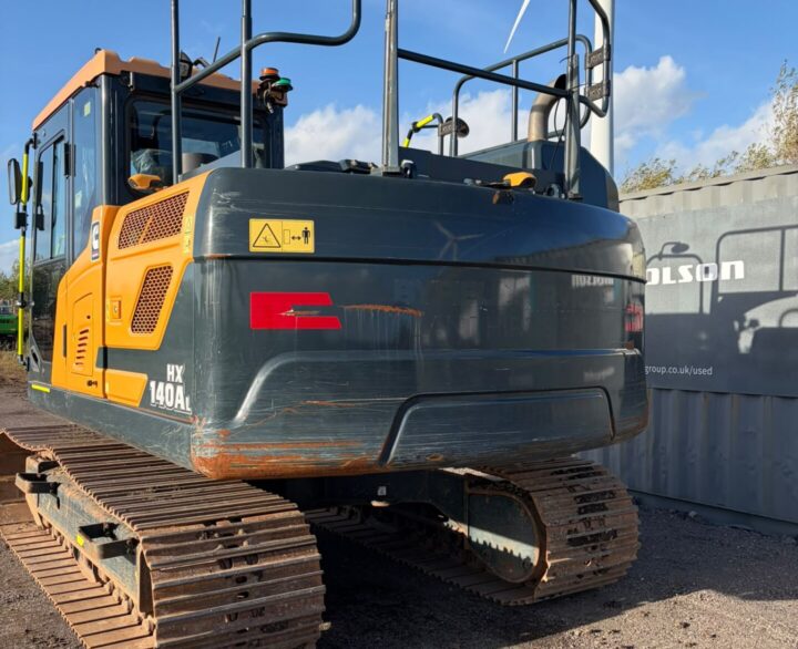 Hyundai HX140L - Crawler Excavators