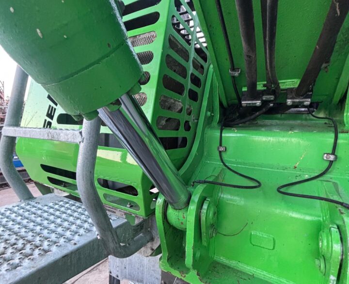 Sennebogen 821M - Material Handlers