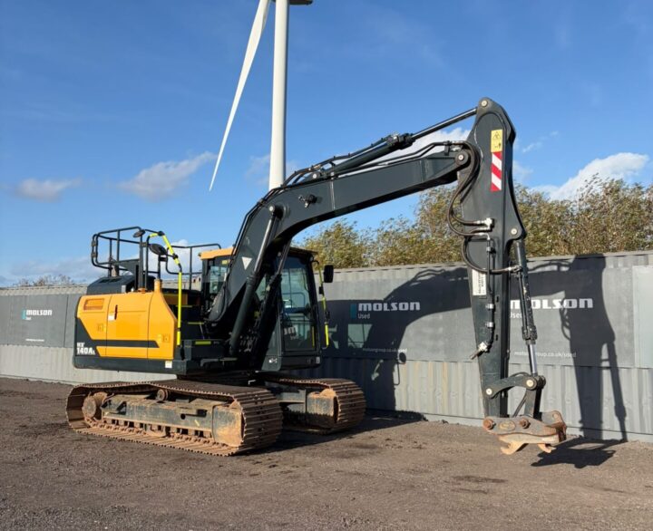 Hyundai HX140L - Crawler Excavators