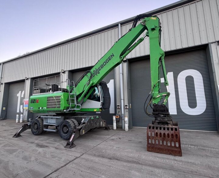 Sennebogen 821M - Material Handlers