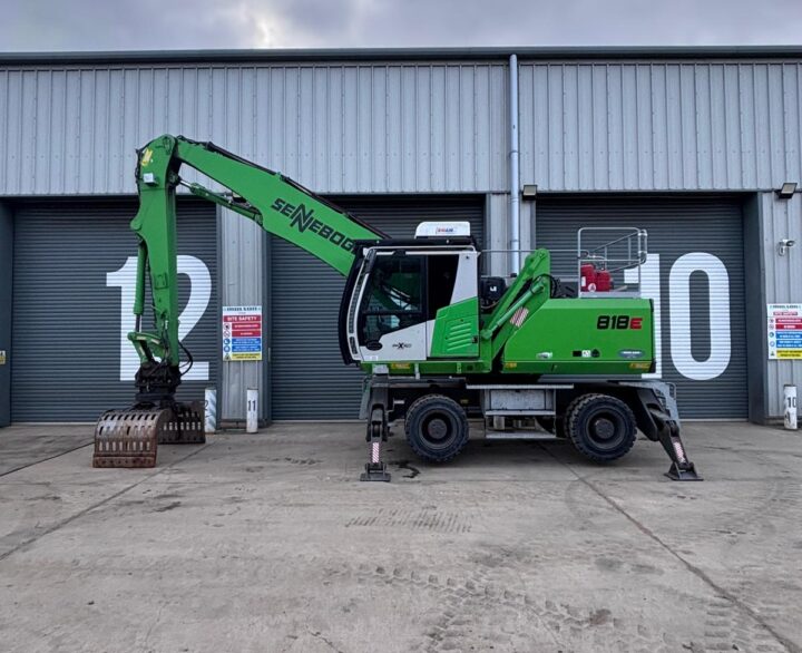 Sennebogen 818E - Material Handlers