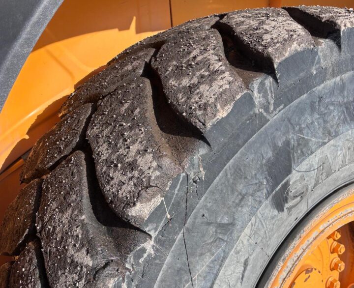 Hyundai HL960AHDXT - Used Wheel Loaders