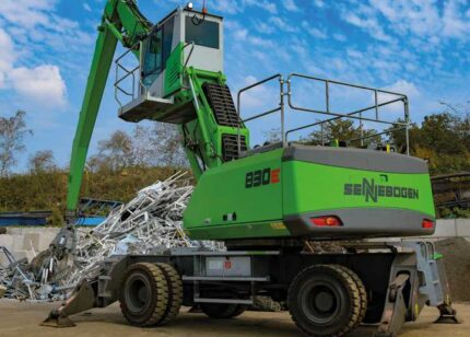 Molson Green awarded Scrap and Ports for Sennebogen