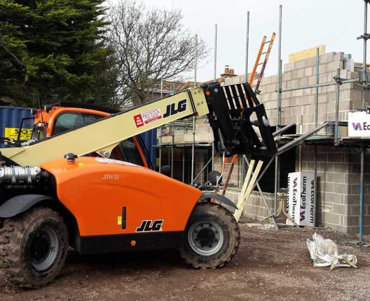 Aiming High with Molson: JLG