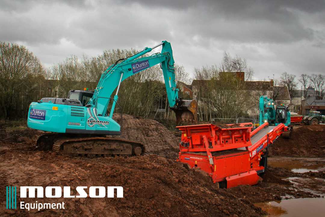 Molson Equips Soil Hospital