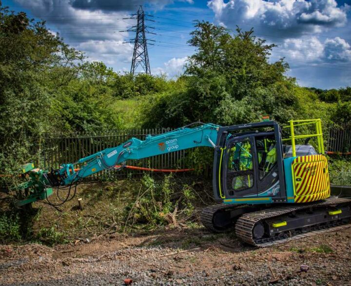 Acorn’s Kobelco ripping up trees