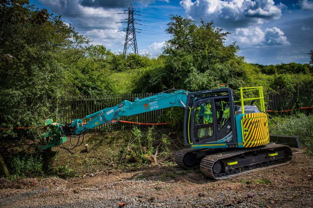 Acorn’s Kobelco ripping up trees