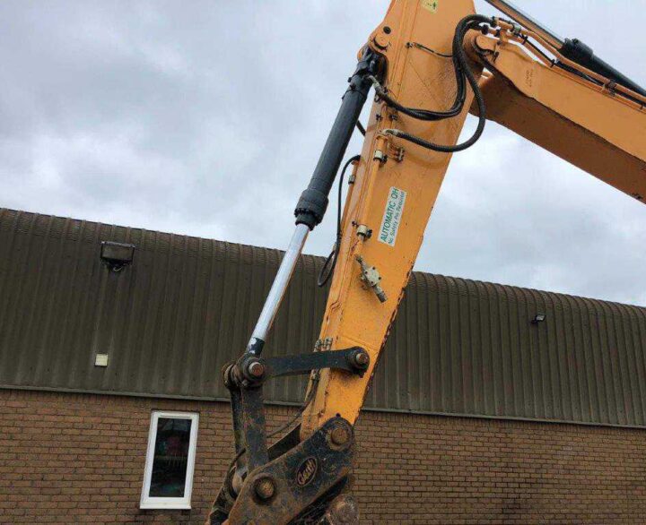 Hyundai HX220L - Crawler Excavators