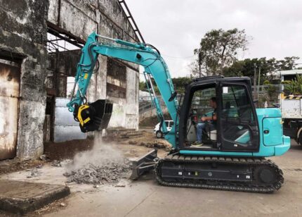 Molson appointed UK distributor of MB Crusher attachments