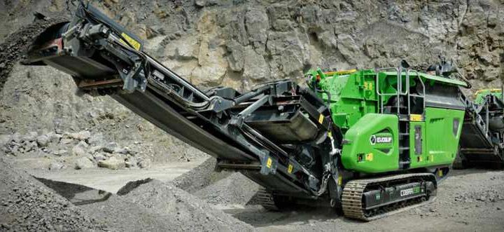 EvoQuip Equipment at work banner