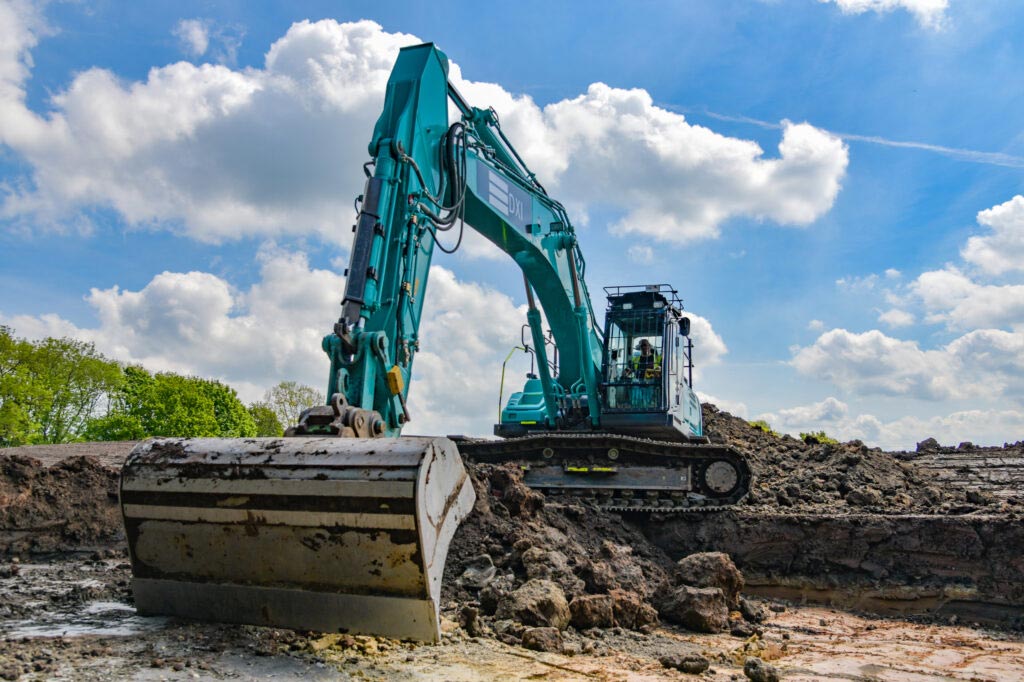 Molson DXI Equipment At Site