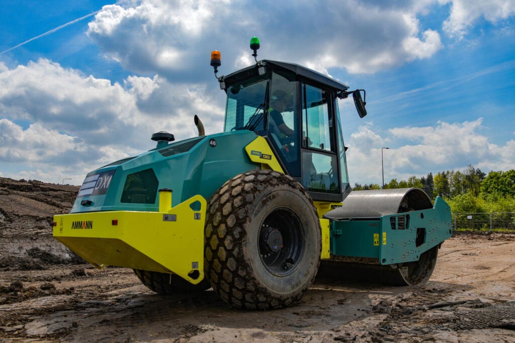 Molson DXI Equipment At Site