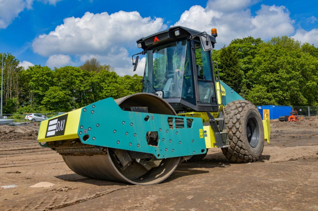 Molson DXI Equipment At Site