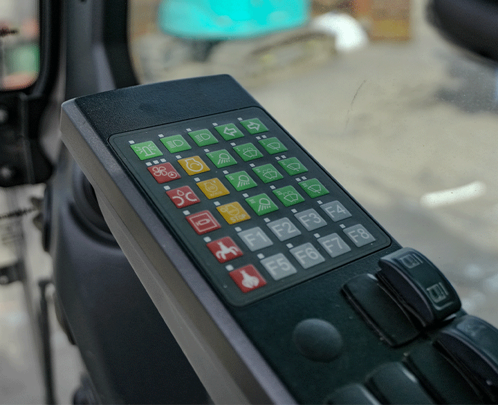 Sennebogen 822G - Material Handlers