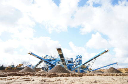 Eco-friendly aggregate washing plant designed to be durable