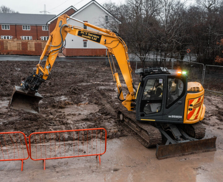 SK85 Fills the Gap Between a Compact and Full-size Excavators