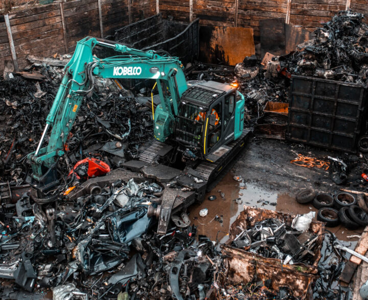 Kobelco Car Dismantler is Faster, Safer and More Profitable