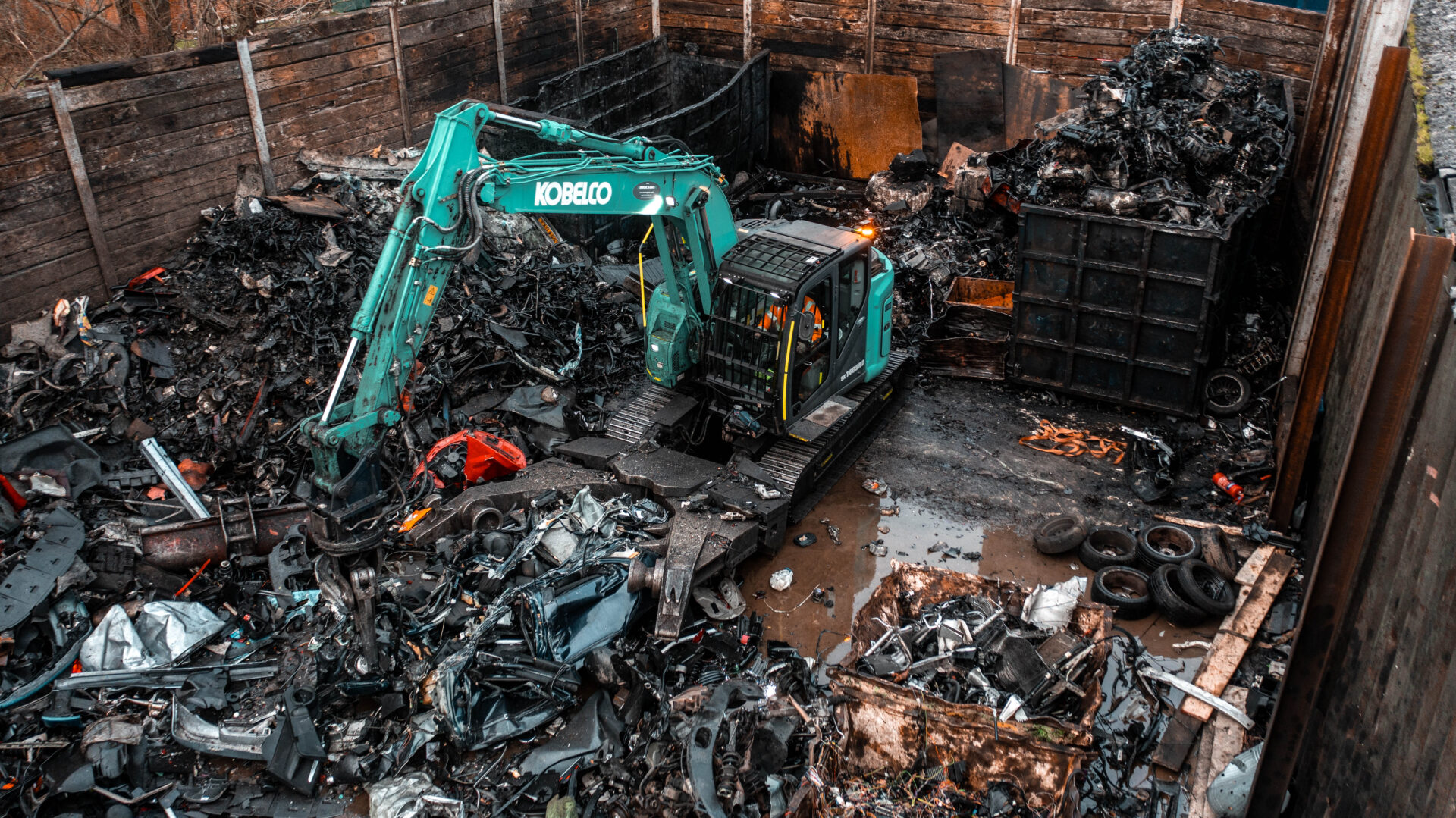 Kobelco Car Dismantler is Faster, Safer and More Profitable