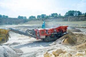 G Webb Diversifies With Finlay Mobile Crushing From Molson