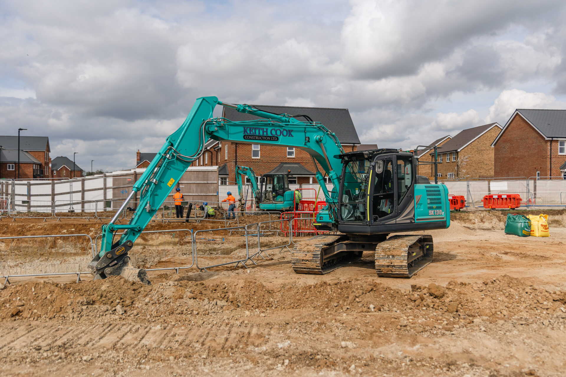 Keith Cook Chooses Kobelco Excavator for Power and Performance
